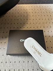 Fortok Chanel CC logo slides Flat White - 4