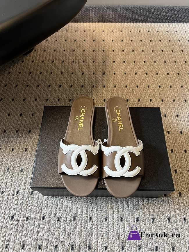 Fortok Chanel CC logo slides Flat Brown - 1