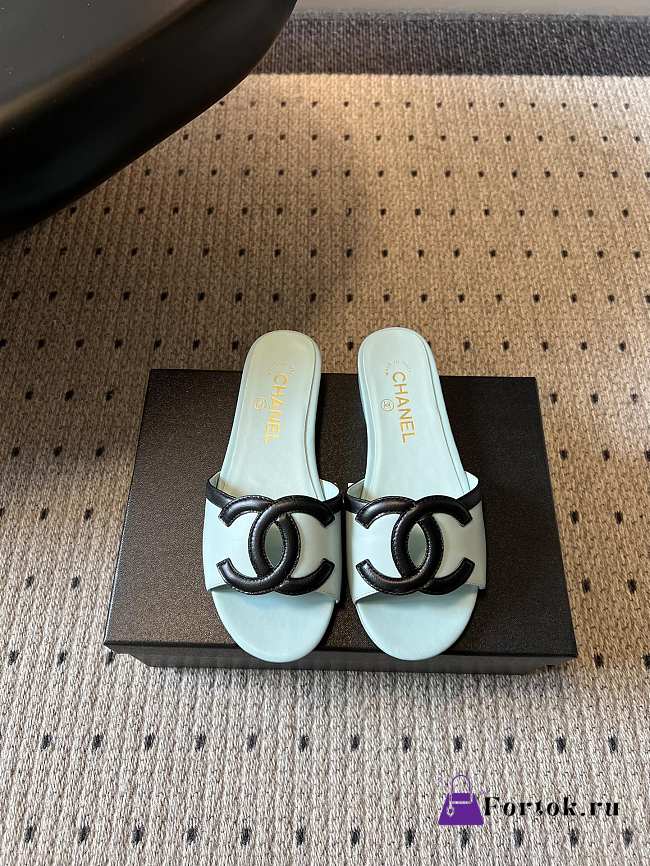 Fortok Chanel CC logo slides Flat Mint - 1