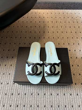 Fortok Chanel CC logo slides Flat Mint