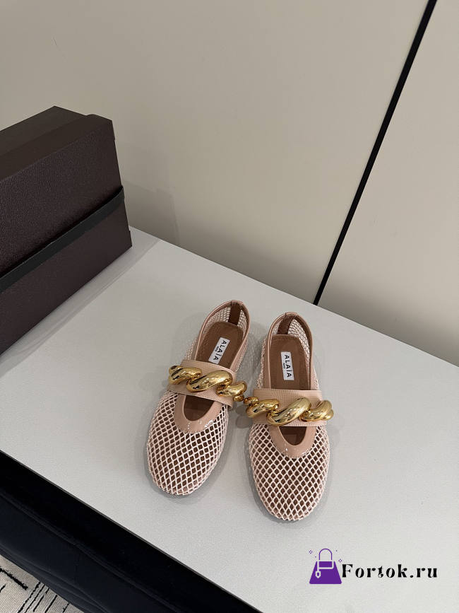 Fortok Alaïa Leather-trimmed Fishnet Ballet Flats Beige - 1