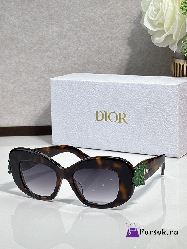 Fortok Dior Clover Sunglasses - 1