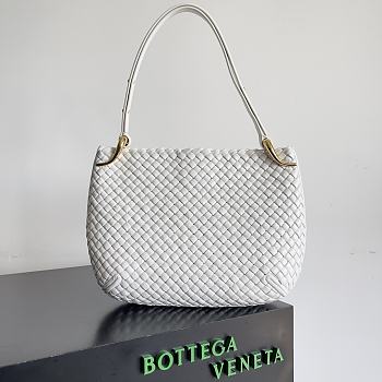 Fortok Bottega Veneta Clicker Bag White Woven Leather 36*12*30cm