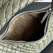 Fortok Bottega Veneta Women's Small Veneta Pickle Green 35x21x5cm - 2