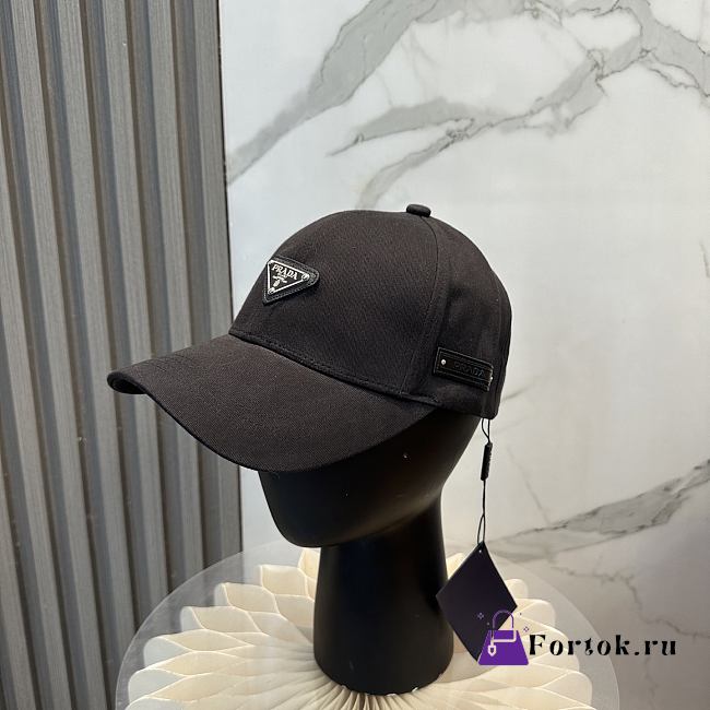 Fortok Prada Logo Cap Black - 1