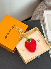 Fortok Louis Vuitton Berrylicious Crochet Bag Charm Red - 1