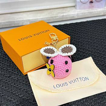 Fortok Louis Vuitton Bee LV Crochet Bag Charm Pink
