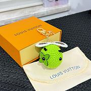 Fortok Louis Vuitton Bee LV Crochet Bag Charm Green - 1