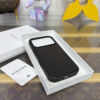 Fortok RIMOWA iPhone 17 Pro case Black Aluminum