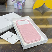 Fortok RIMOWA iPhone 17 Pro case Pink Aluminum - 4
