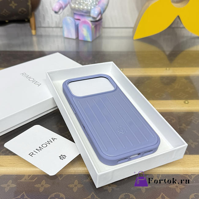 Fortok RIMOWA iPhone 17 Pro case Soft Lavender Aluminum - 1