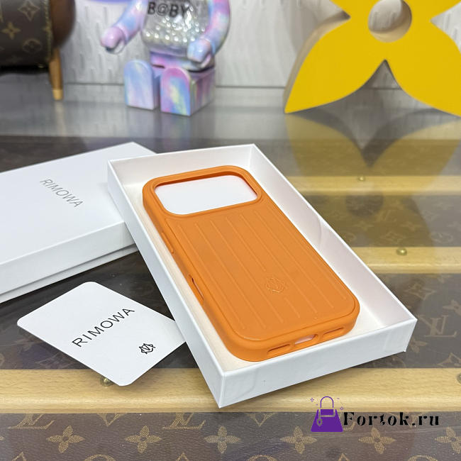 Fortok RIMOWA iPhone 17 Pro case Orange Aluminum - 1