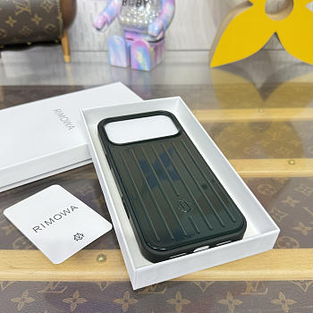 Fortok RIMOWA iPhone 17 Pro Max case Deep Green Forest Aluminum
