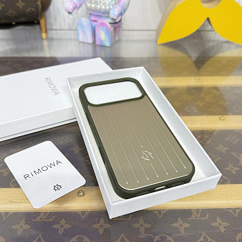Fortok RIMOWA iPhone 17 Pro Max case Dark Olive Green Aluminum