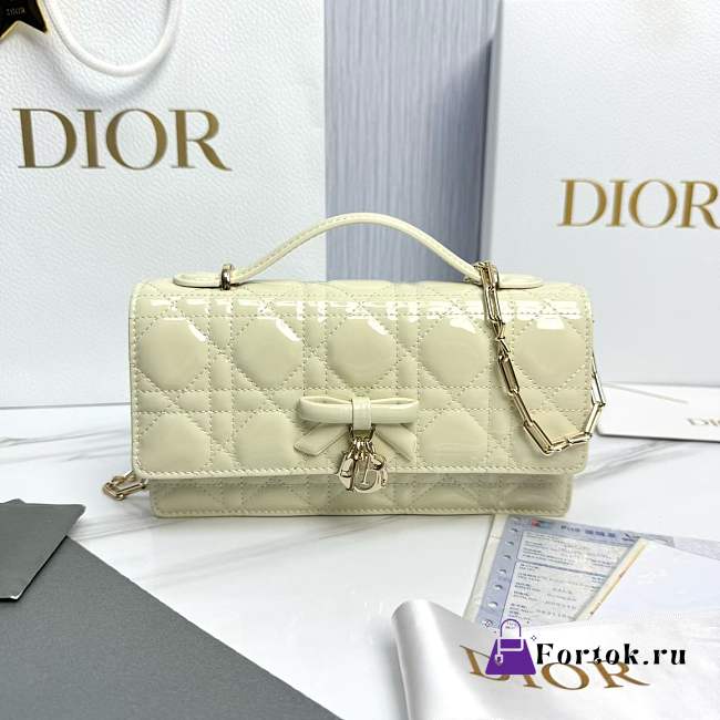 Fortok Dior My Dior Mini Bag Latte Patent Cannage Lambskin 21 x 11.5 x 4.5cm - 1