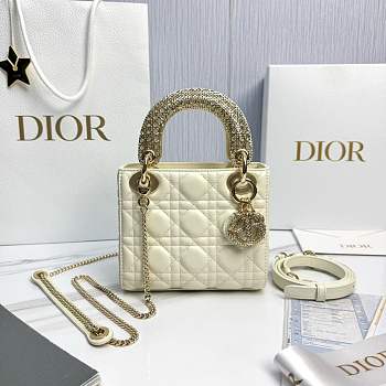 Fortok Dior Mini Lady Dior Crystal-embellished handle White 17 x 15 x 7cm