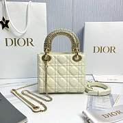 Fortok Dior Mini Lady Dior Crystal-embellished handle White 17 x 15 x 7cm - 2
