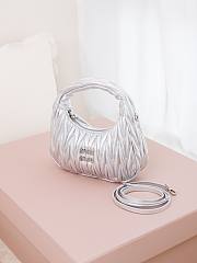 Fortok Miu Miu Wander matelassé nappa leather hobo bag Silver 20*17*6cm - 4