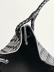 Fortok Bottega Veneta Medium Parachute shoulder bag Black 29.5 x 18.5x 17.5cm - 6