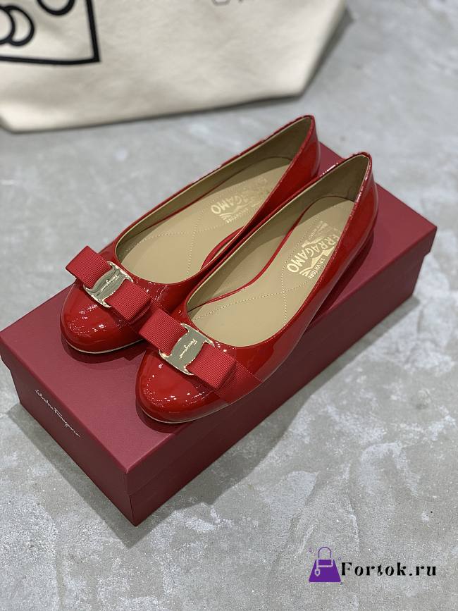 Fortok Salvatore Ferragamo Varina ballet flats Patent Leather Red - 1