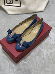Fortok Salvatore Ferragamo Varina ballet flats Patent Leather Blue - 1