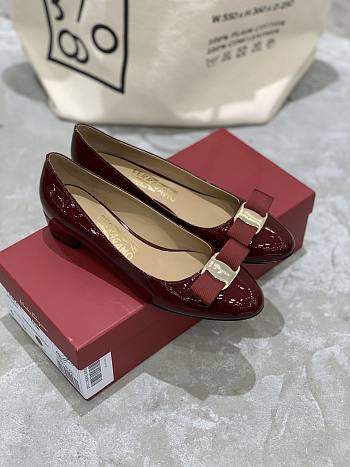 Fortok Salvatore Ferragamo Varina Ballet FLats 3.5cm Patent Leather Burgundy