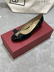 Fortok Salvatore Ferragamo Varina Ballet FLats 3.5cm Patent Leather Black - 3