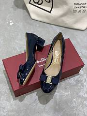 Fortok Salvatore Ferragamo Varina Ballet FLats 3.5cm Patent Leather Navy Blue - 6