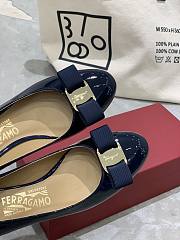 Fortok Salvatore Ferragamo Varina Ballet FLats 3.5cm Patent Leather Navy Blue - 2