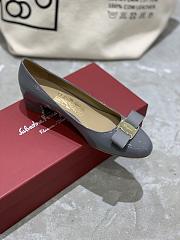 Fortok Salvatore Ferragamo Varina Ballet FLats 3.5cm Patent Leather Grey - 3