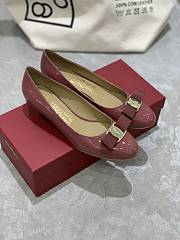 Fortok Salvatore Ferragamo Varina Ballet FLats 3.5cm Patent Leather Light Burgundy - 2