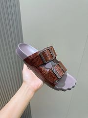 Fortok Balenciaga Brown Crocodile Double-Buckle Slide Sandals  - 4