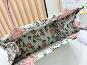 Fortok Dior Small Dior Book Tote with Strap White Multicolor Daisy Garden Embroidery with Dior Médaillon 26*8*22cm - 2