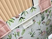 Fortok Dior Large Dior Book Tote with Strap White Multicolor Daisy Garden Embroidery with Dior Médaillon 41*14*32cm - 6