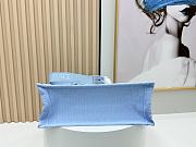 Fortok Dior Medium Dior Book Tote with Strap Celestial Blue Dior Oblique Embroidery with White Lace and Dior Médaillon 36*27*16cm - 3