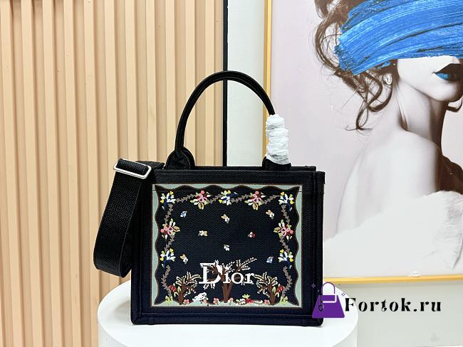 Fortok Dior Dioramour Small Dior Book Tote with Strap Black Multicolor Revolution Flowers Embroidery 26*8*22cm - 1
