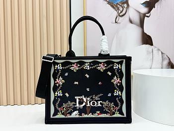 Fortok Dior Dioramour Medium Dior Book Tote with Strap Black Multicolor Revolution Flowers Embroidery 36*27*16cm