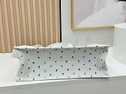 Fortok Dior Dioramour Large Dior Book Tote with Strap White Multicolor Revolution Flowers Embroidery 41*14*32cm - 4