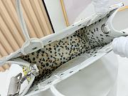 Fortok Dior Small Book Tote with Strap Buttercup Dior Embroidery and White Dior Médaillon 26*8*22cm - 6