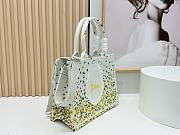 Fortok Dior Medium Book Tote with Strap Buttercup Dior Embroidery and White Dior Médaillon 36*27*16cm - 5