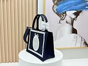 Fortok Dior Small Dior Book Tote with Strap Blue Dior Oblique Embroidery with White Lace and Dior Médaillon 26*8*22cm - 4