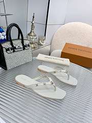 Fortok Louis Vuitton Gaia Flat Thongs White - 2