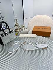 Fortok Louis Vuitton Gaia Flat Thongs Silver - 2