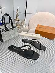 Fortok Louis Vuitton Gaia Flat Thongs Black - 4