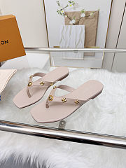 Fortok Louis Vuitton Gaia Flat Thongs Nude - 5