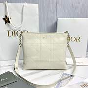 Fortok Dior Trianon Bag Chain Latte Flat Macrocannage lambskin 25 x 21 x 7cm  - 1