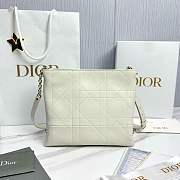 Fortok Dior Trianon Bag Chain Latte Flat Macrocannage lambskin 25 x 21 x 7cm  - 2