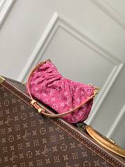 Fortok Louis Vuitton Pochette Valley Monogram Denim Fuchsia 21 x 15 x 7cm - 1