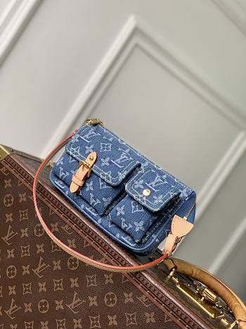 Fortok Louis Vuitton Pochette Accessoire Cargo Monogram Denim 23.5 x 14 x 3cm