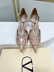 Fortok Valentino Garavani VLogo Signature T-strap pumps Nude Beige 6.5cm - 1